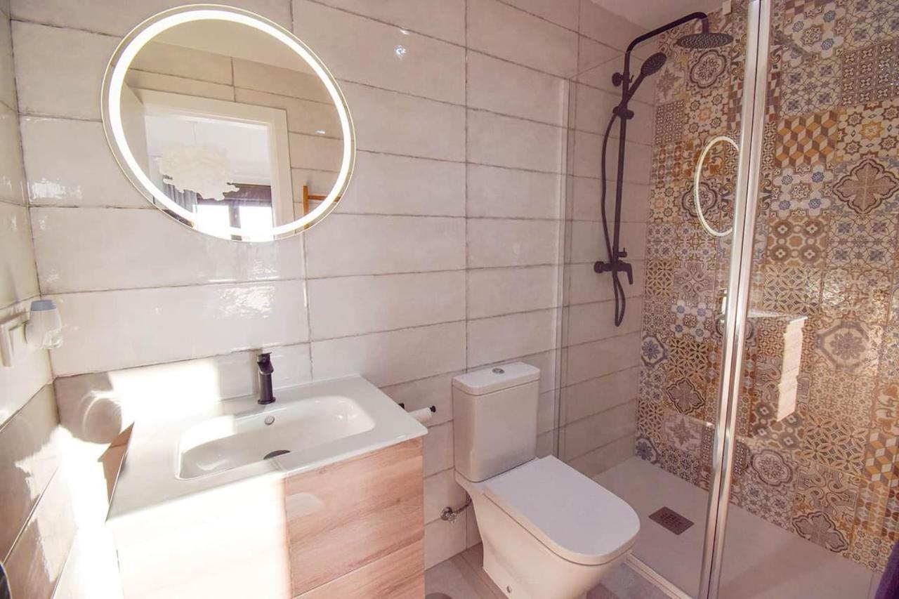 Casita Frigiliana - Stunning New Apartment With Views With Private Parking Space المظهر الخارجي الصورة