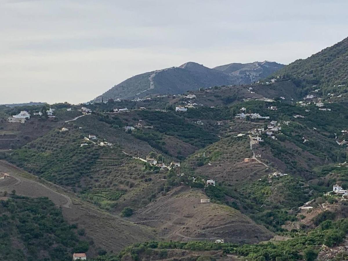 Casita Frigiliana - Stunning New Apartment With Views With Private Parking Space المظهر الخارجي الصورة
