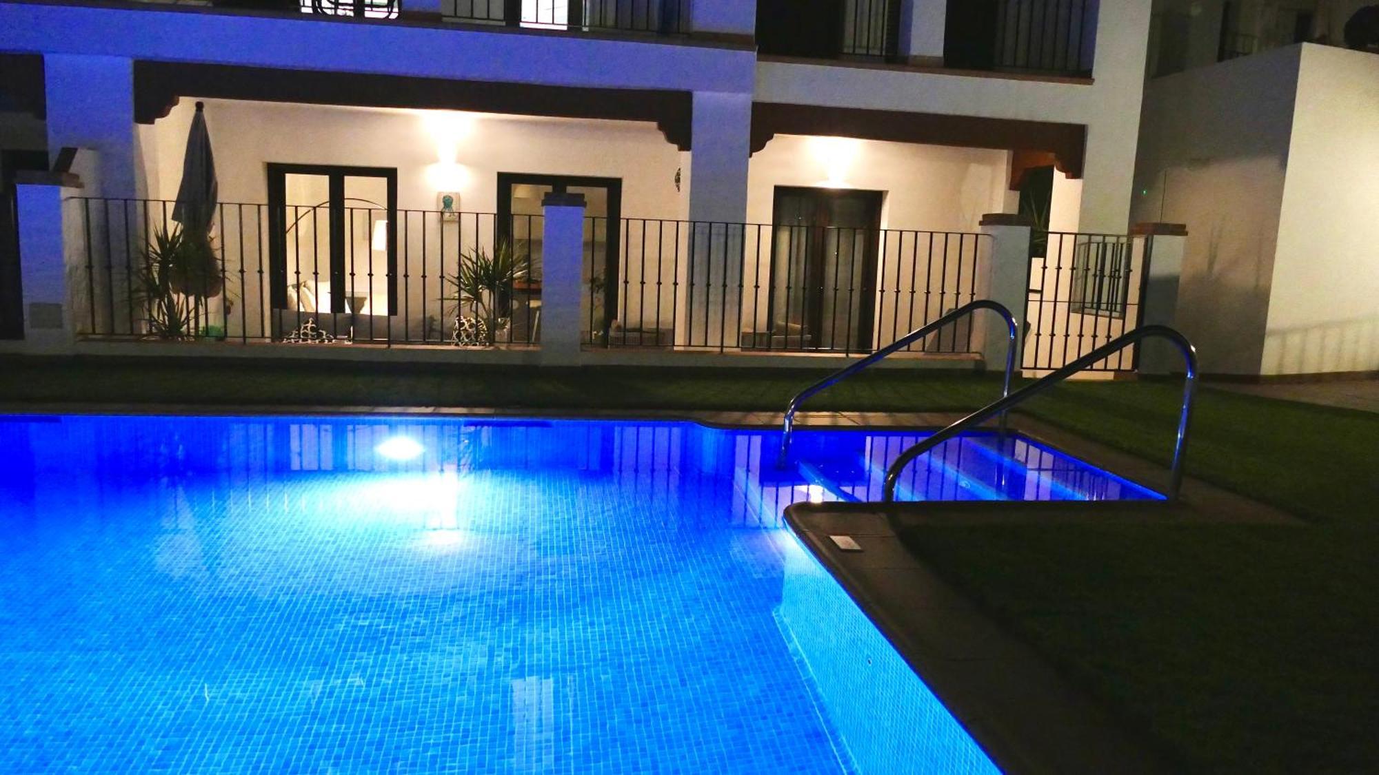 Casita Frigiliana - Stunning New Apartment With Views With Private Parking Space المظهر الخارجي الصورة
