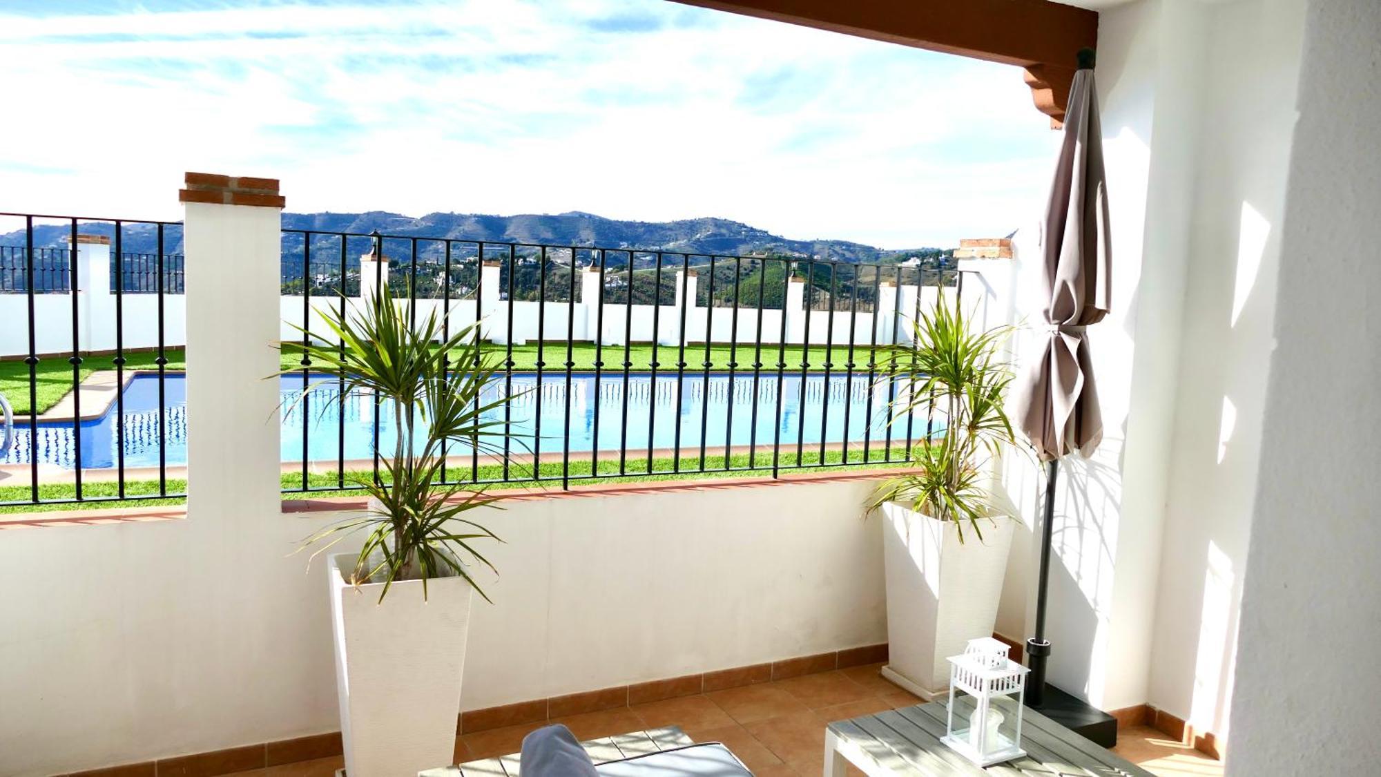 Casita Frigiliana - Stunning New Apartment With Views With Private Parking Space المظهر الخارجي الصورة