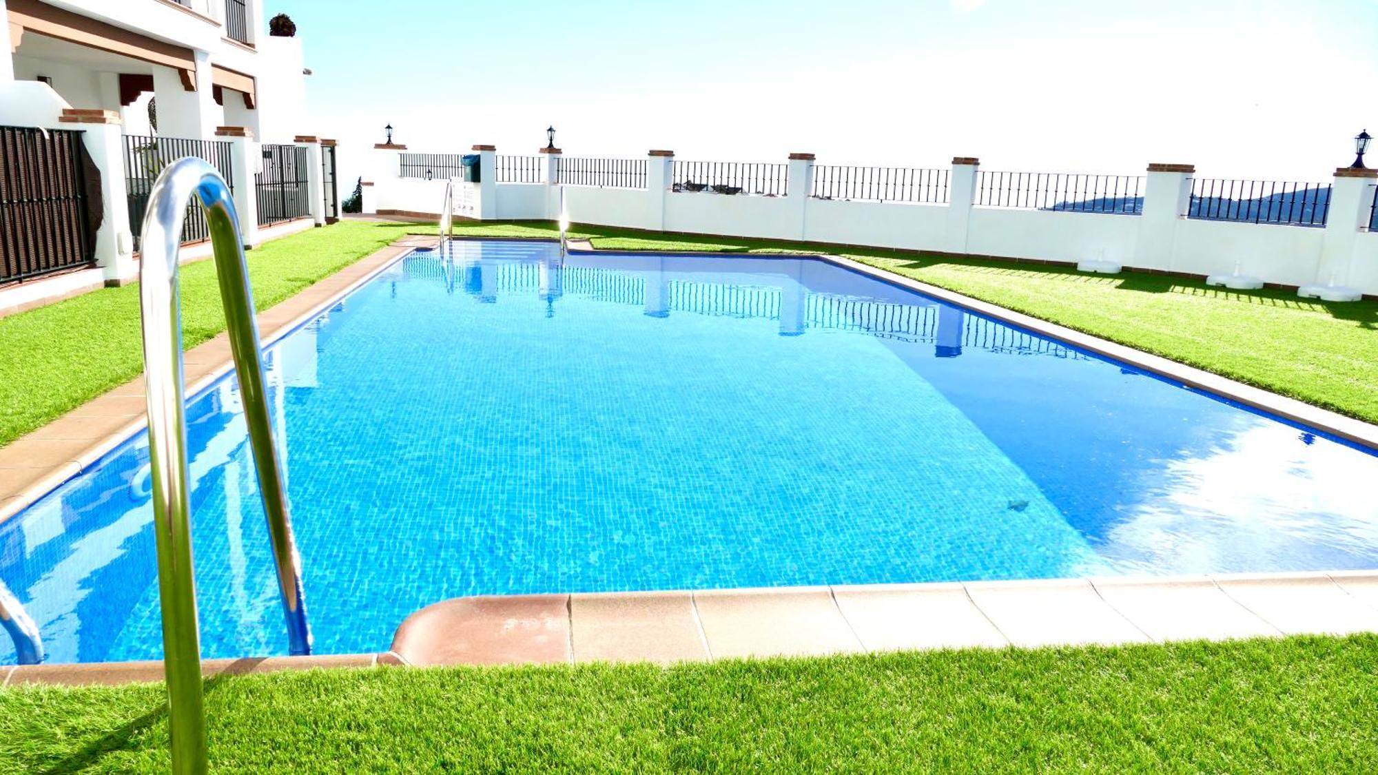 Casita Frigiliana - Stunning New Apartment With Views With Private Parking Space المظهر الخارجي الصورة