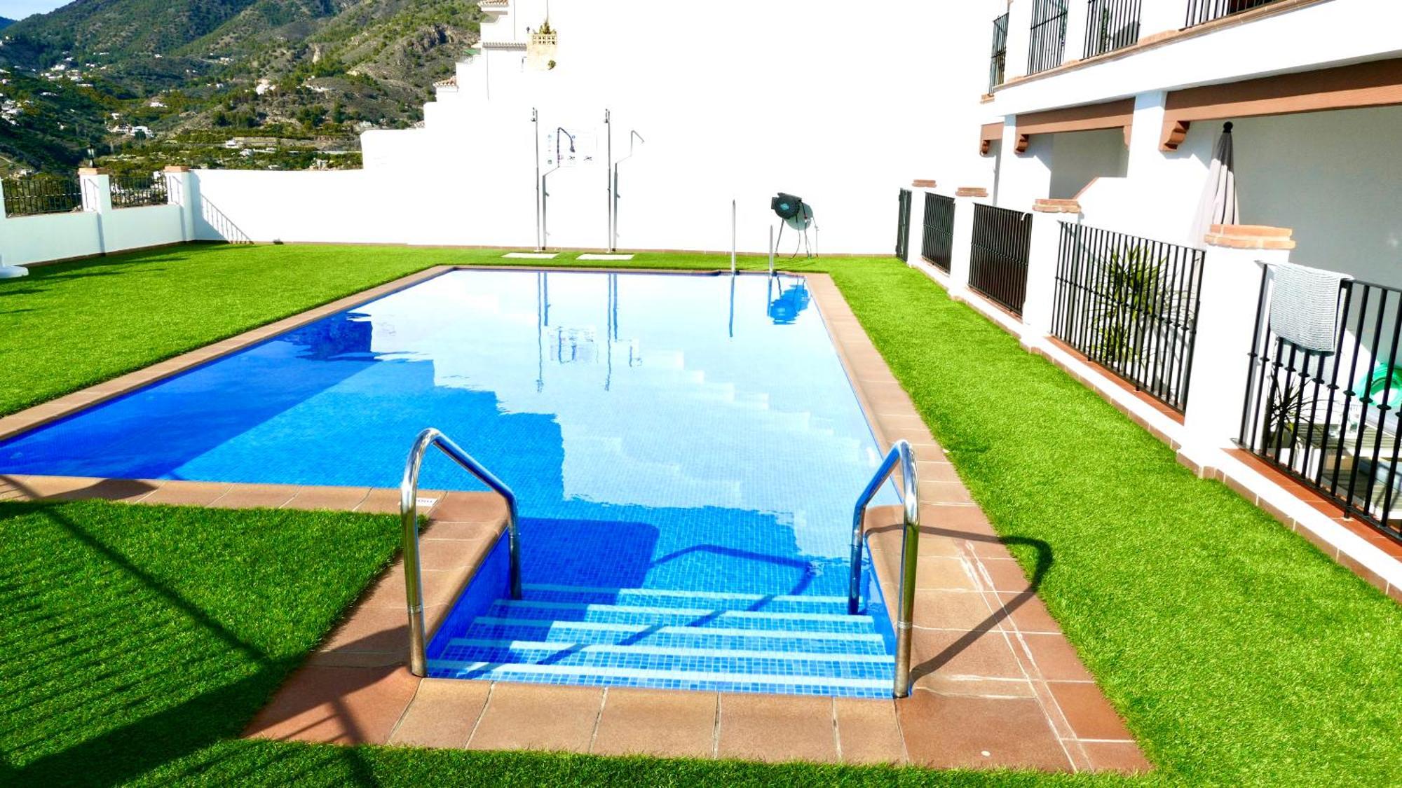 Casita Frigiliana - Stunning New Apartment With Views With Private Parking Space المظهر الخارجي الصورة